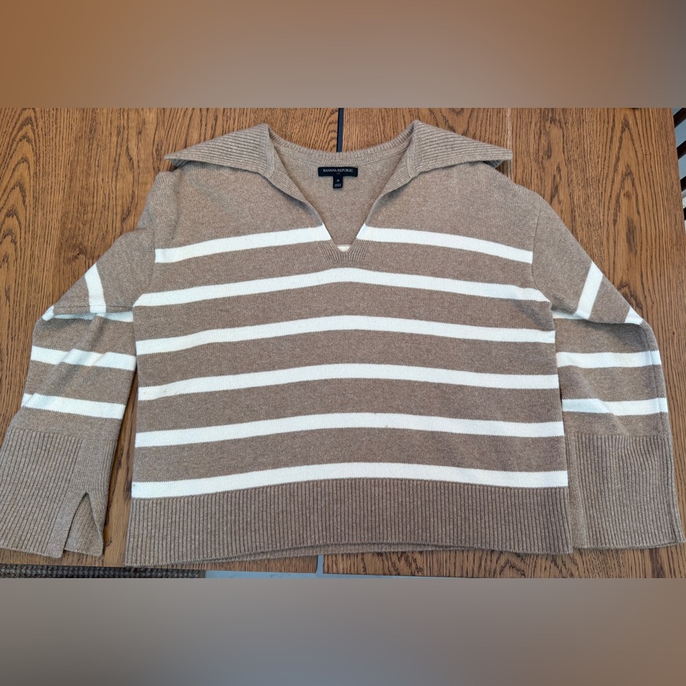 Banana Republic Tan and Cream Sailor-style V-Neck Sweater